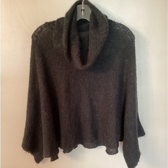 WOODEN SHIPS MEDIUM / LARGE BLACK COWL NECK MOHAIR WOOL BLEND PONCHO SWEATER - Picture 2 of 7
